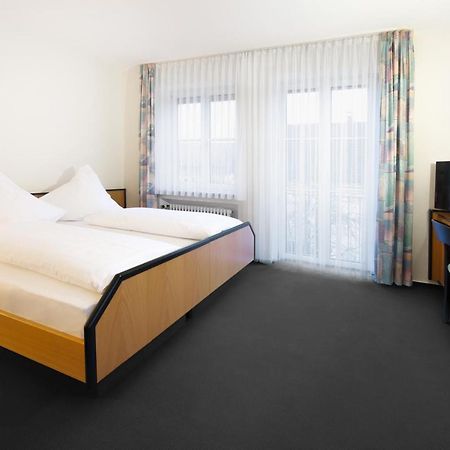 Gasthof Linde - Hotel Blum Unterroth Buitenkant foto